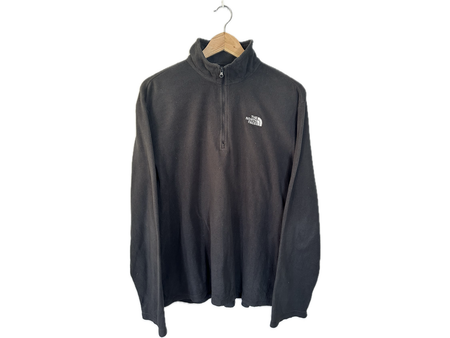 The North Face Mens Lightweight Fleece 1/4 Zip Pullover