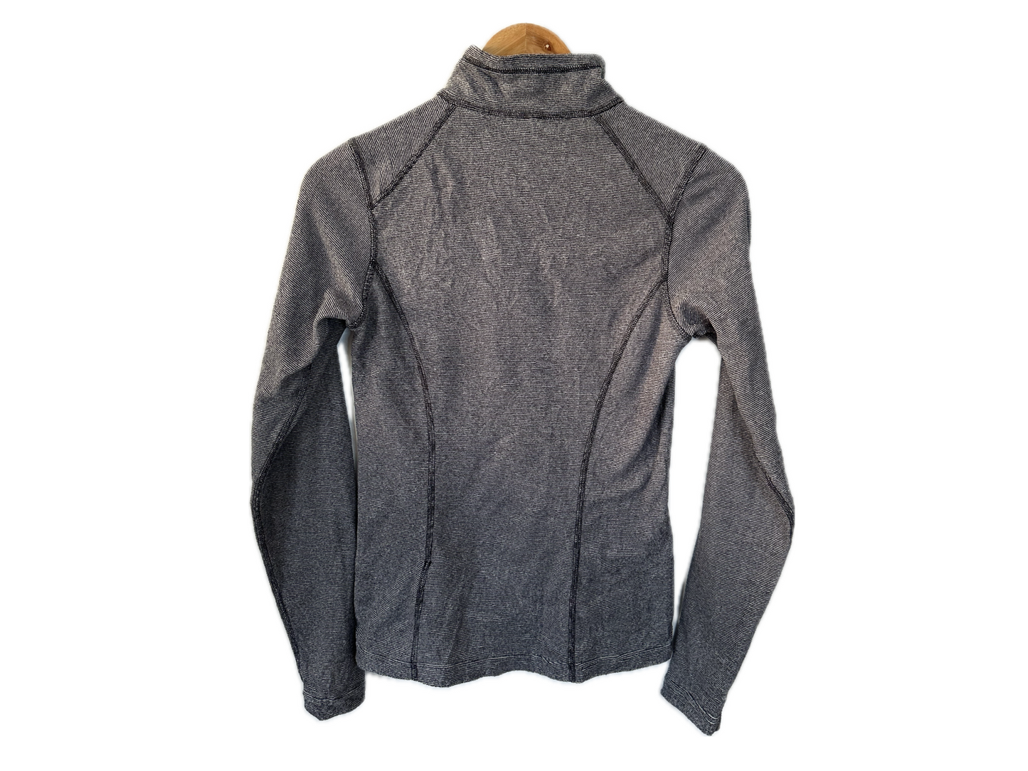 The North Face Women's Polyester Lightweight 1/4 Zip Pullover