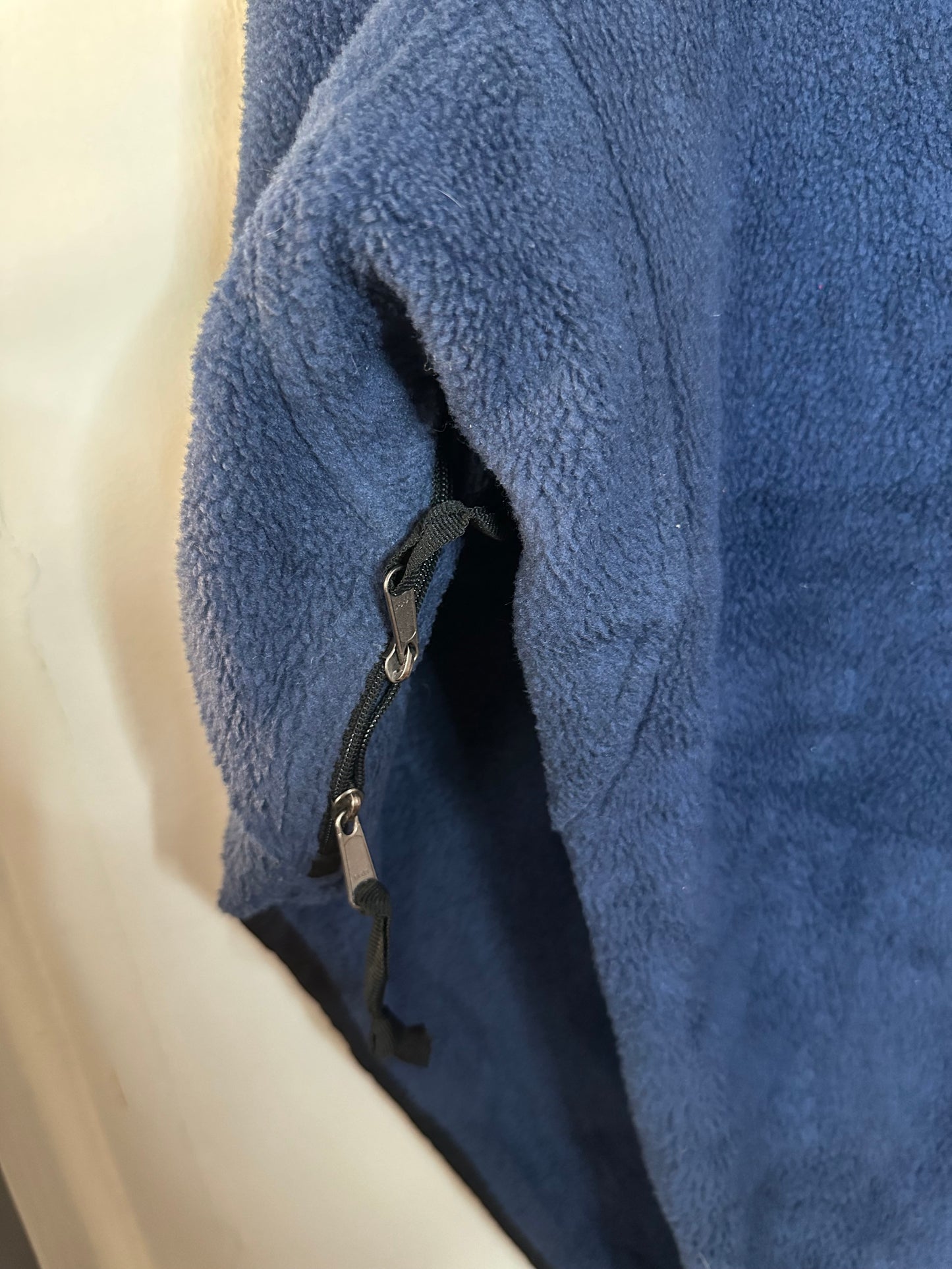 The North Face Mens Nylon/Polyester Zipper Jacket