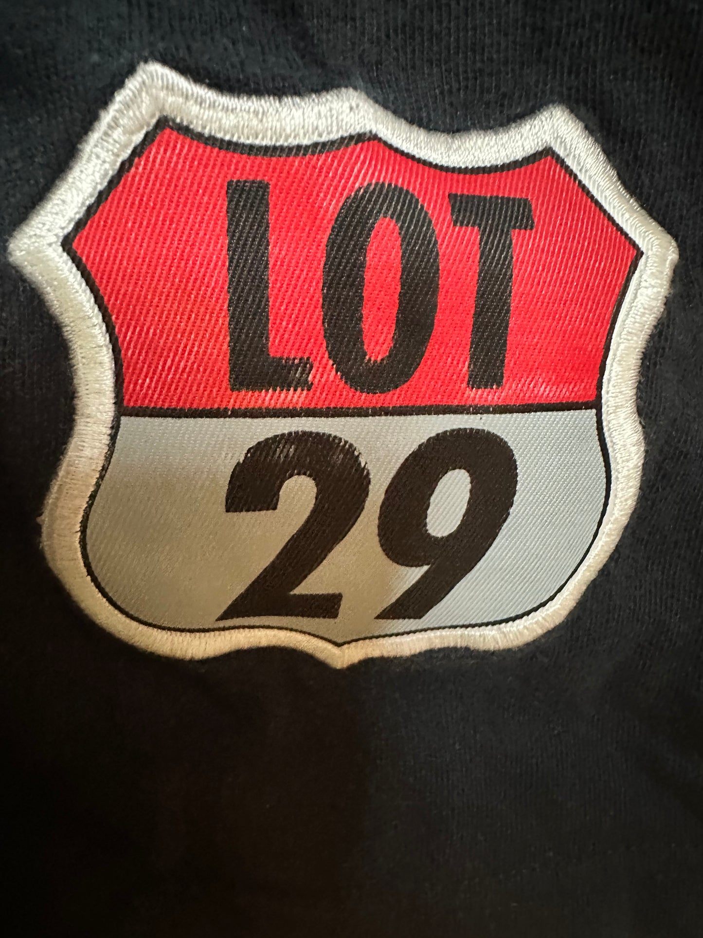 Lot 29 Authentic Wear Bugs Bunny Heavy Cotton Mens T-Shirt